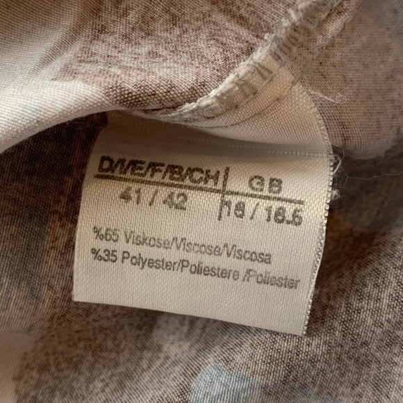 Vintage Patterned Lightweight Button Up T Shirt - Picture 6 of 7